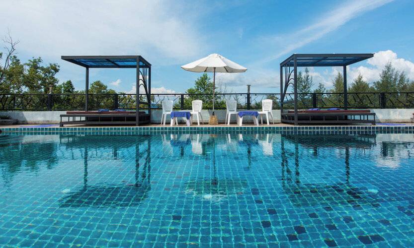 Golden Manora Hotel Bangtao Beach
