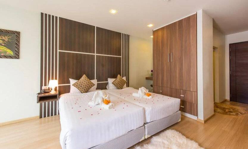 Golden Manora Hotel Bangtao Beach