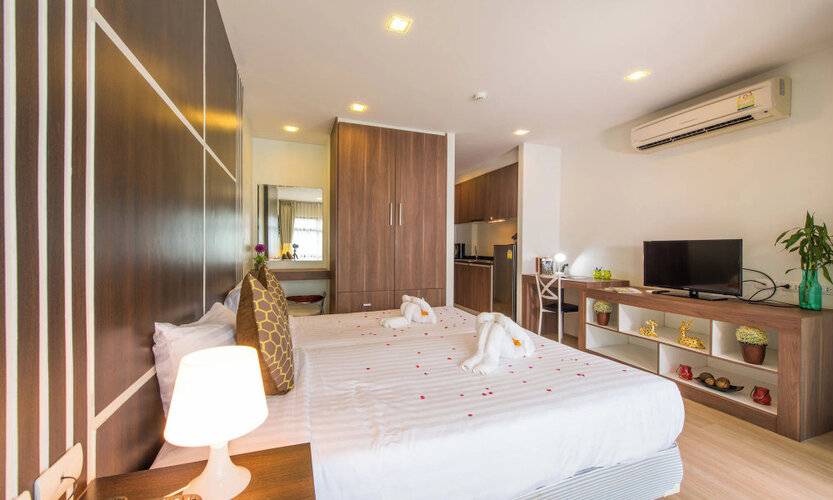 Golden Manora Hotel Bangtao Beach