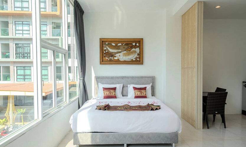 Golden Manora Hotel Bangtao Beach