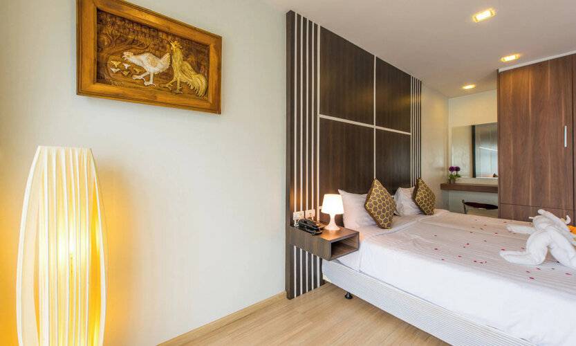 Golden Manora Hotel Bangtao Beach