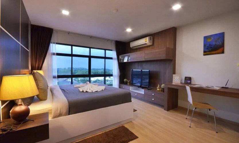 Golden Manora Hotel Bangtao Beach
