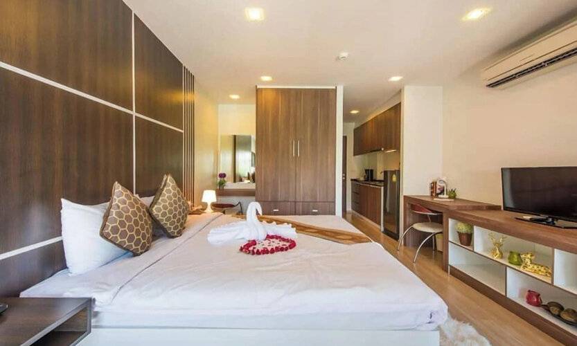 Golden Manora Hotel Bangtao Beach