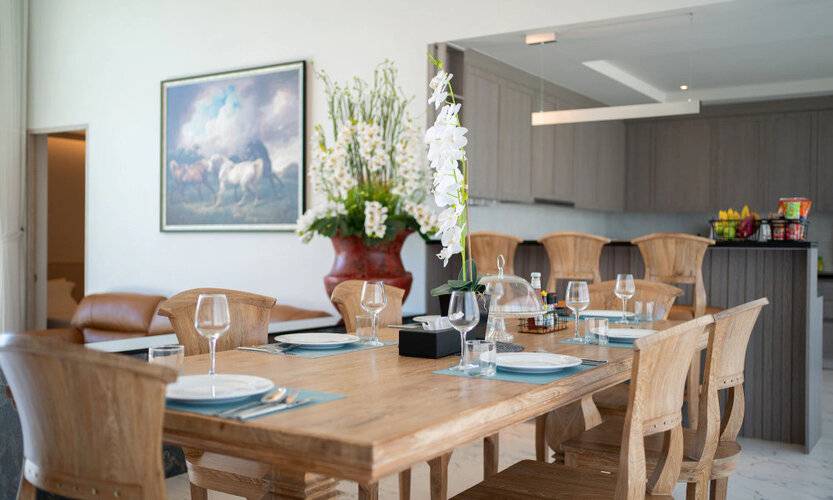 Gold Chariot Pool Villa