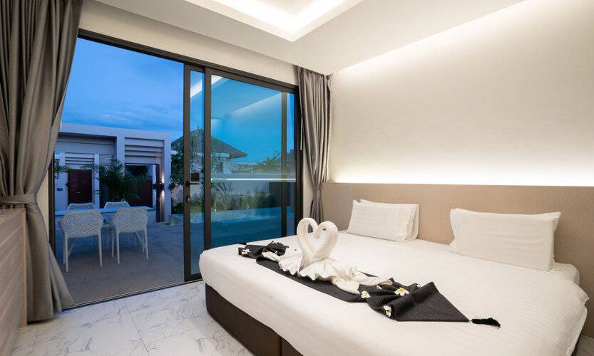 Gold Chariot Pool Villa