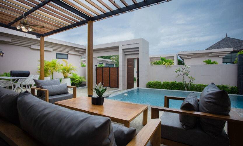 Gold Chariot Pool Villa