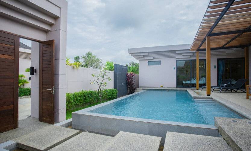 Gold Chariot Pool Villa