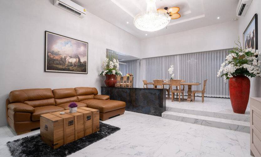 Gold Chariot Pool Villa