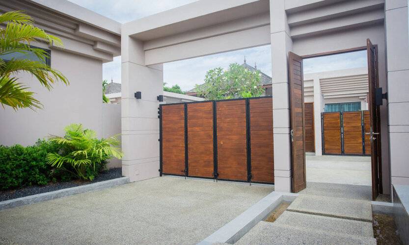 Gold Chariot Pool Villa