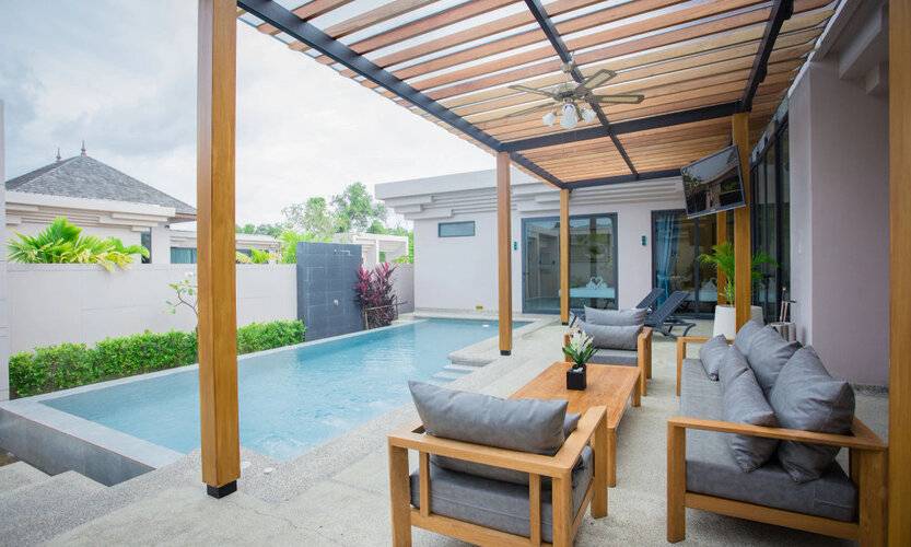 Gold Chariot Pool Villa