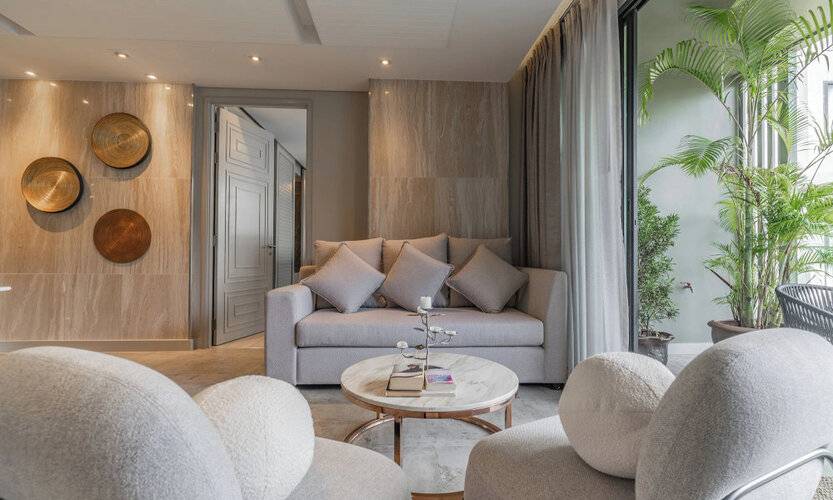 Diamond Condo By Villacarte