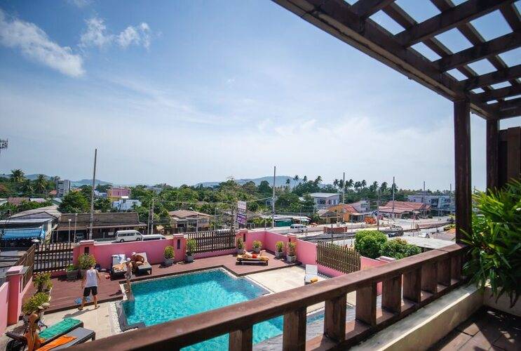 Ratana Hotel Chalong