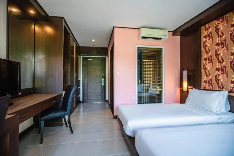 Ratana Hotel Chalong