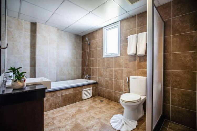 Ratana Hotel Chalong