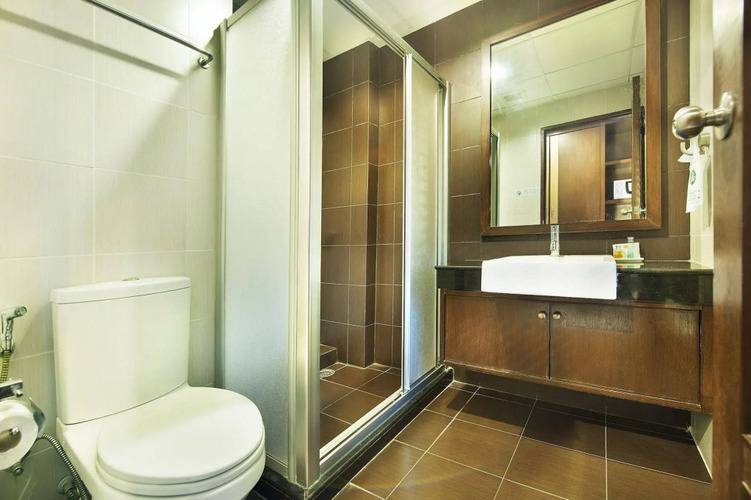 Ratana Hotel Chalong