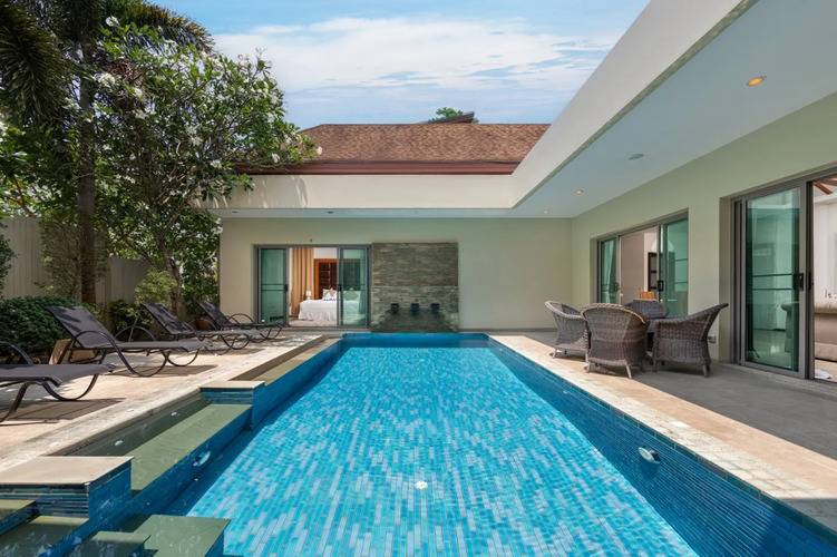 Вилла Nai Harn Pool Villa Bond