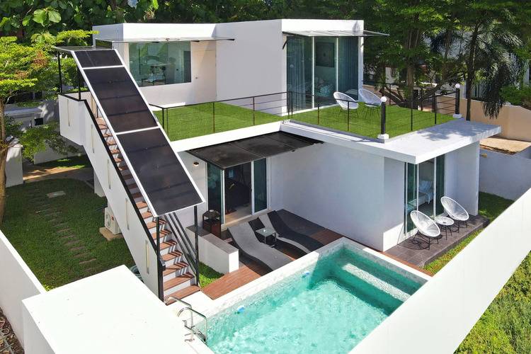 Курортный Отель Nariya Bayfront Phuket