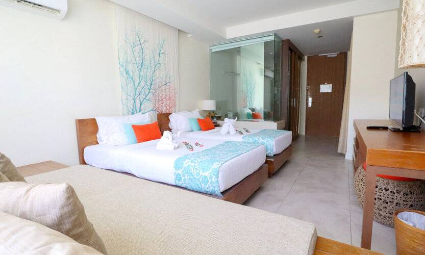 Bandara Beach Resort, Phuket