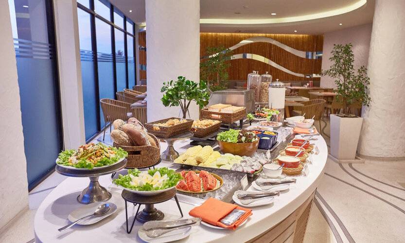 Bandara Beach Resort, Phuket