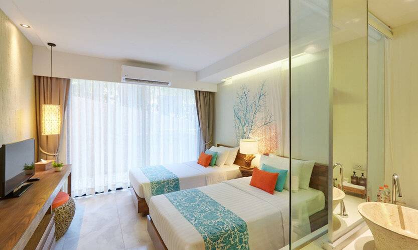 Bandara Beach Resort, Phuket