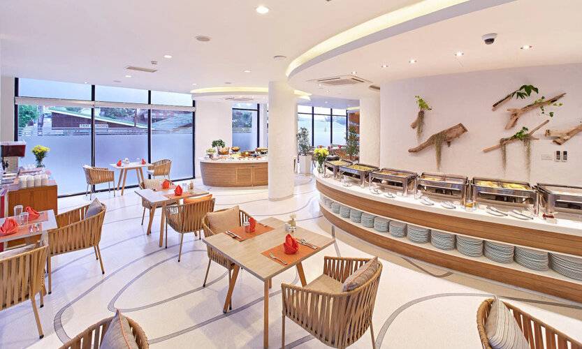 Bandara Beach Resort, Phuket