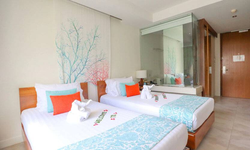 Bandara Beach Resort, Phuket