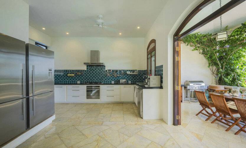 Beach Front Luxury Villa Hai Leng