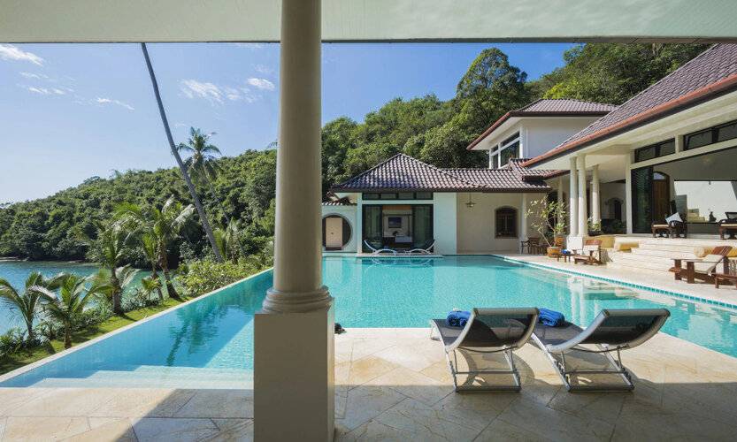 Beach Front Luxury Villa Hai Leng