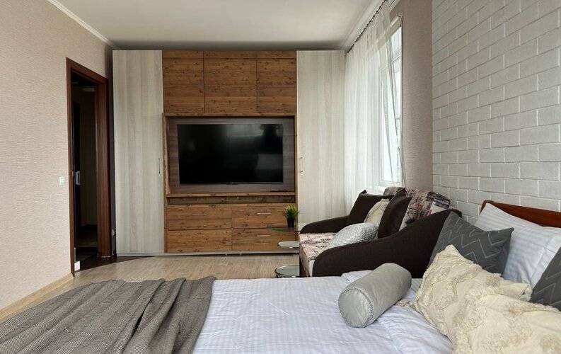 Izi Home На Тушканова 8/1