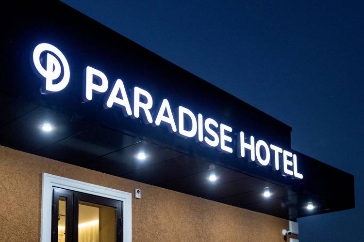 Paradise Hotel