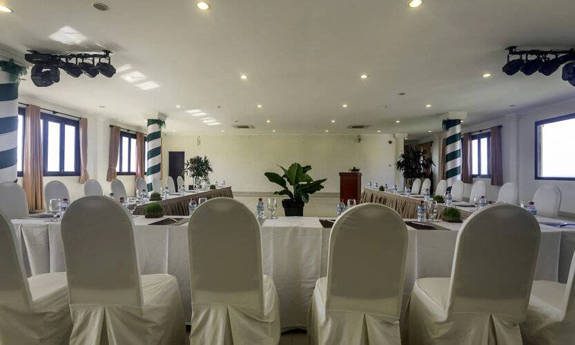 Lotus Muine Resort & Spa