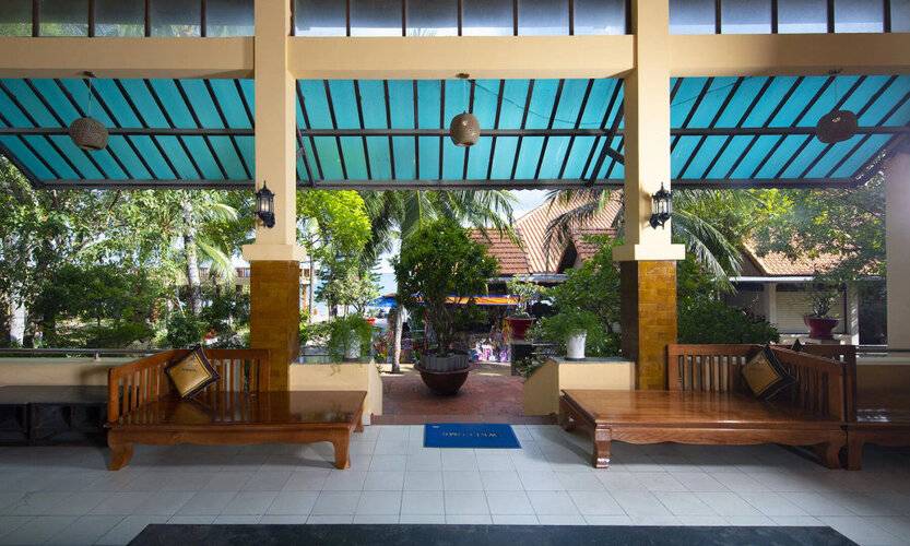 Hon Rom 1 Resort