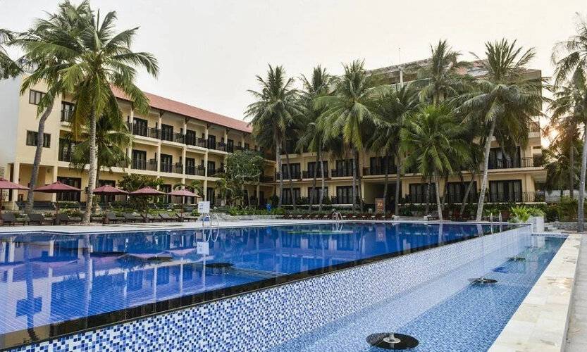 Hon Rom 1 Resort