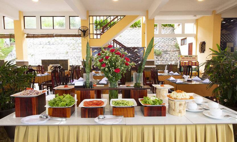 Hon Rom 1 Resort