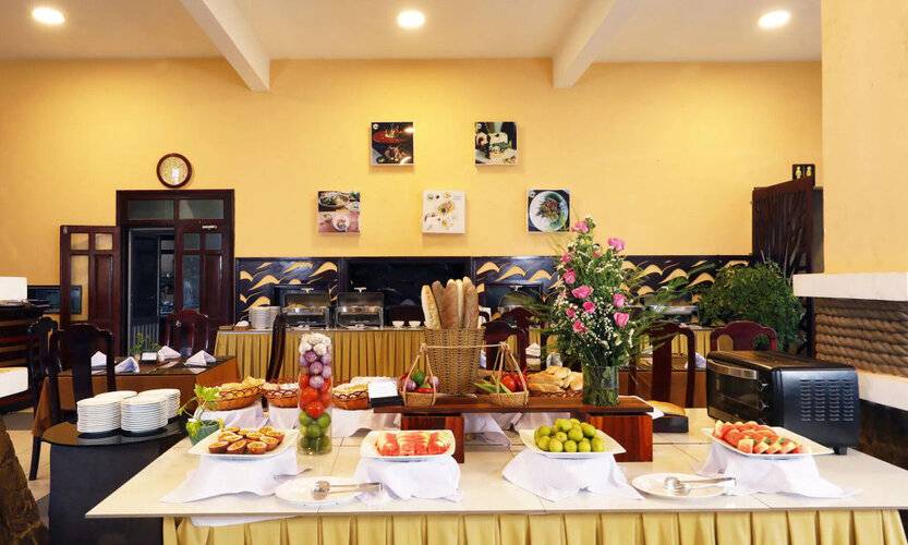 Hon Rom 1 Resort