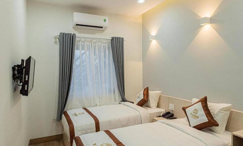 Yurii Hotel