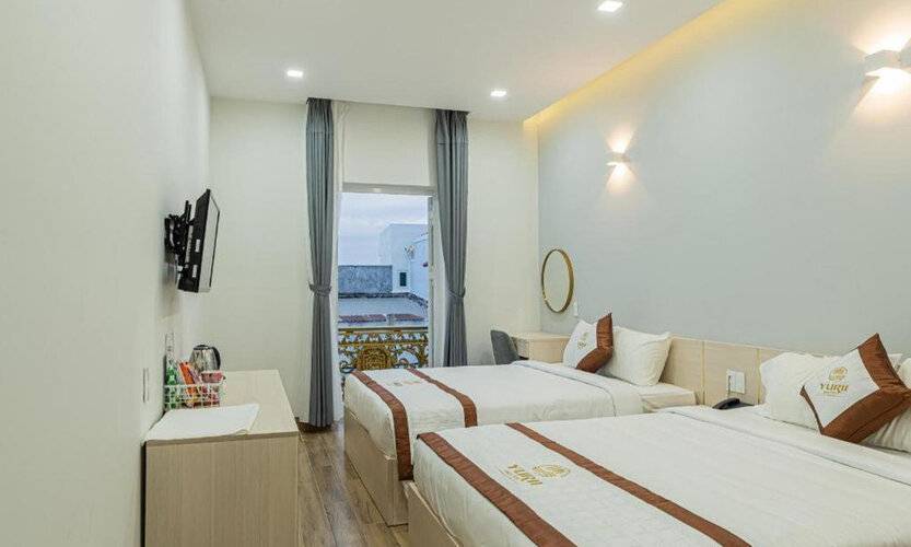Yurii Hotel