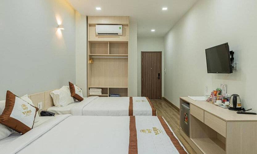 Yurii Hotel