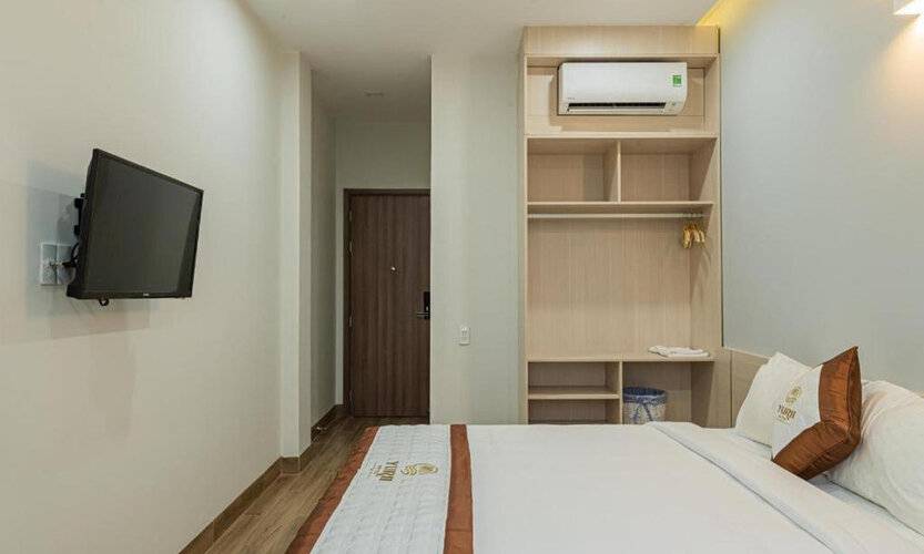 Yurii Hotel