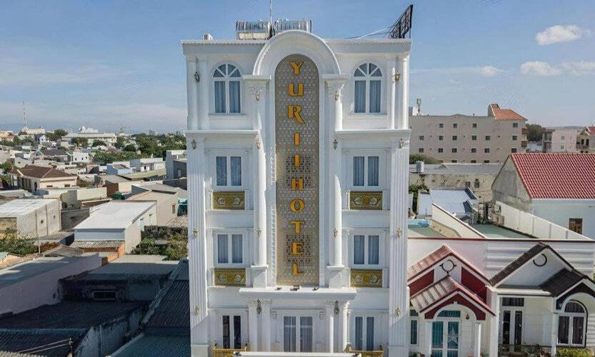 Yurii Hotel