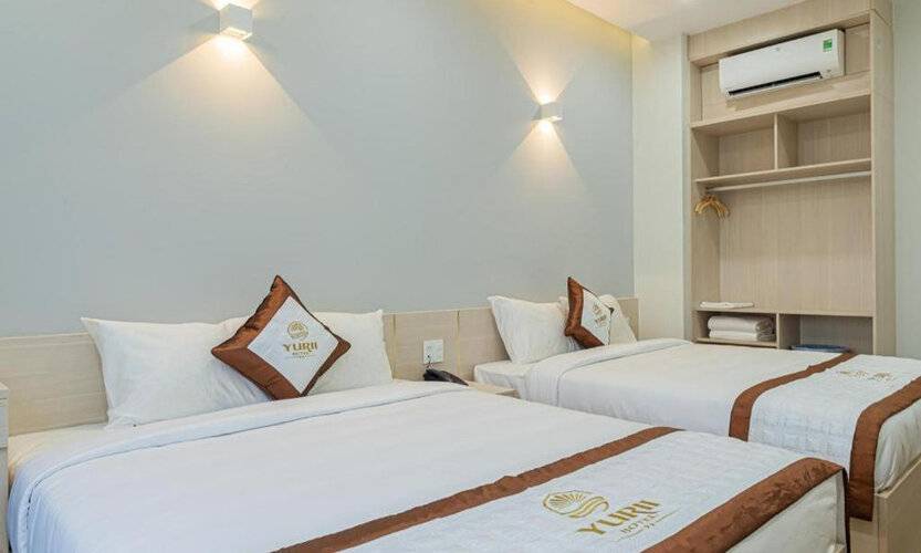 Yurii Hotel