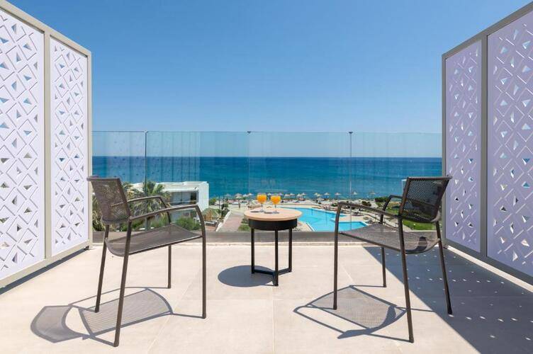 Paralos Rodos Lifestyle