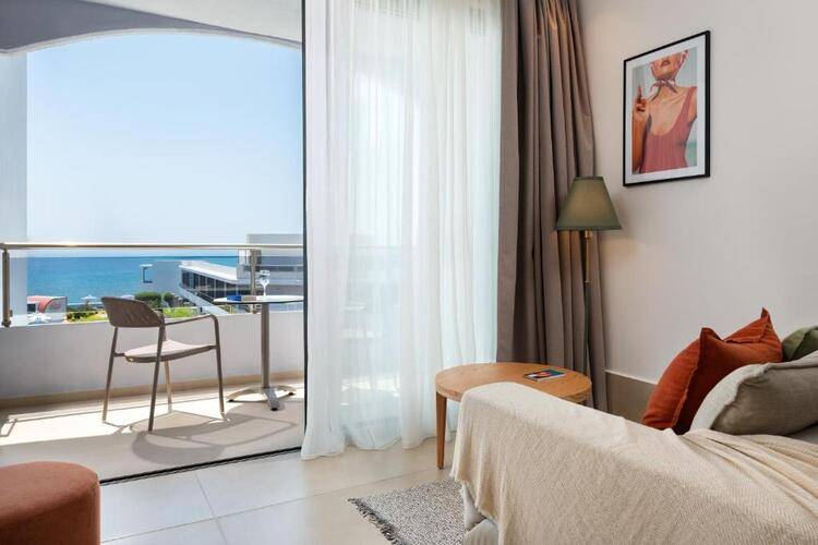 Paralos Rodos Lifestyle