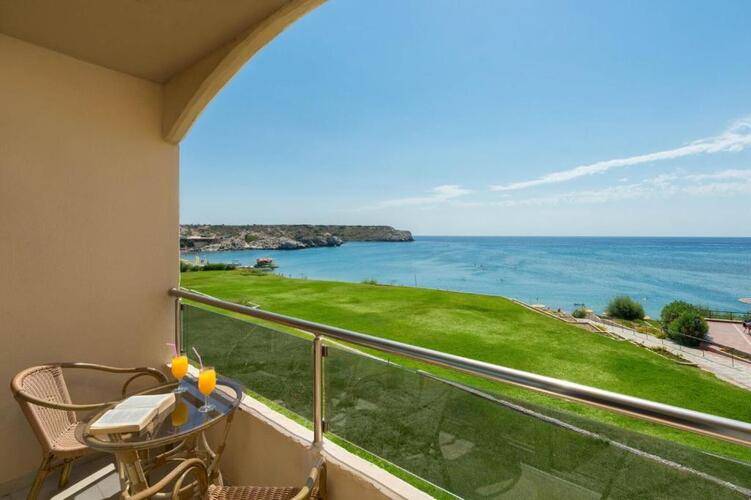 Paralos Rodos Lifestyle