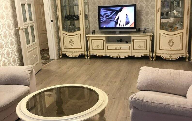 Апартаменты На Еськова