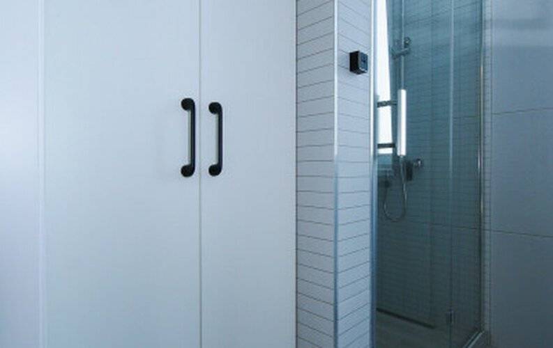 Поделам Barnhouse Holiday