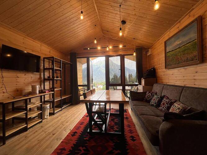 Air House (Эир Хаус)