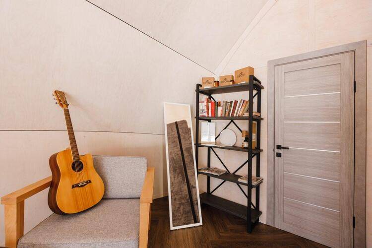 Moon Glamp (Мун Глэмп)