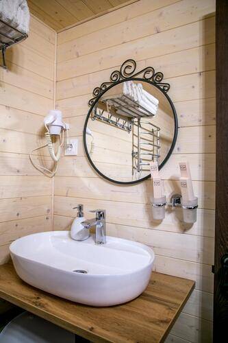 Wood Villas (Вуд Виллас)