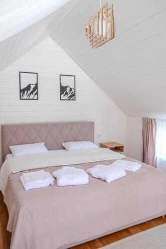 Aishah House (Айшах Хаус)